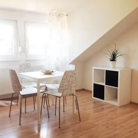 Gemuetliche 2 Zimmerwohnung Mit Tollem Ausblick * Calden
